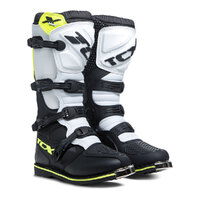 Z - TCX X-BLAST BLK/ WHT/ YEL 40 (8000958226783)